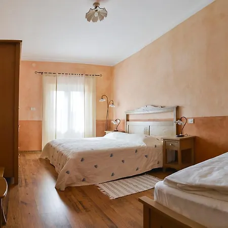 Guest house Skok